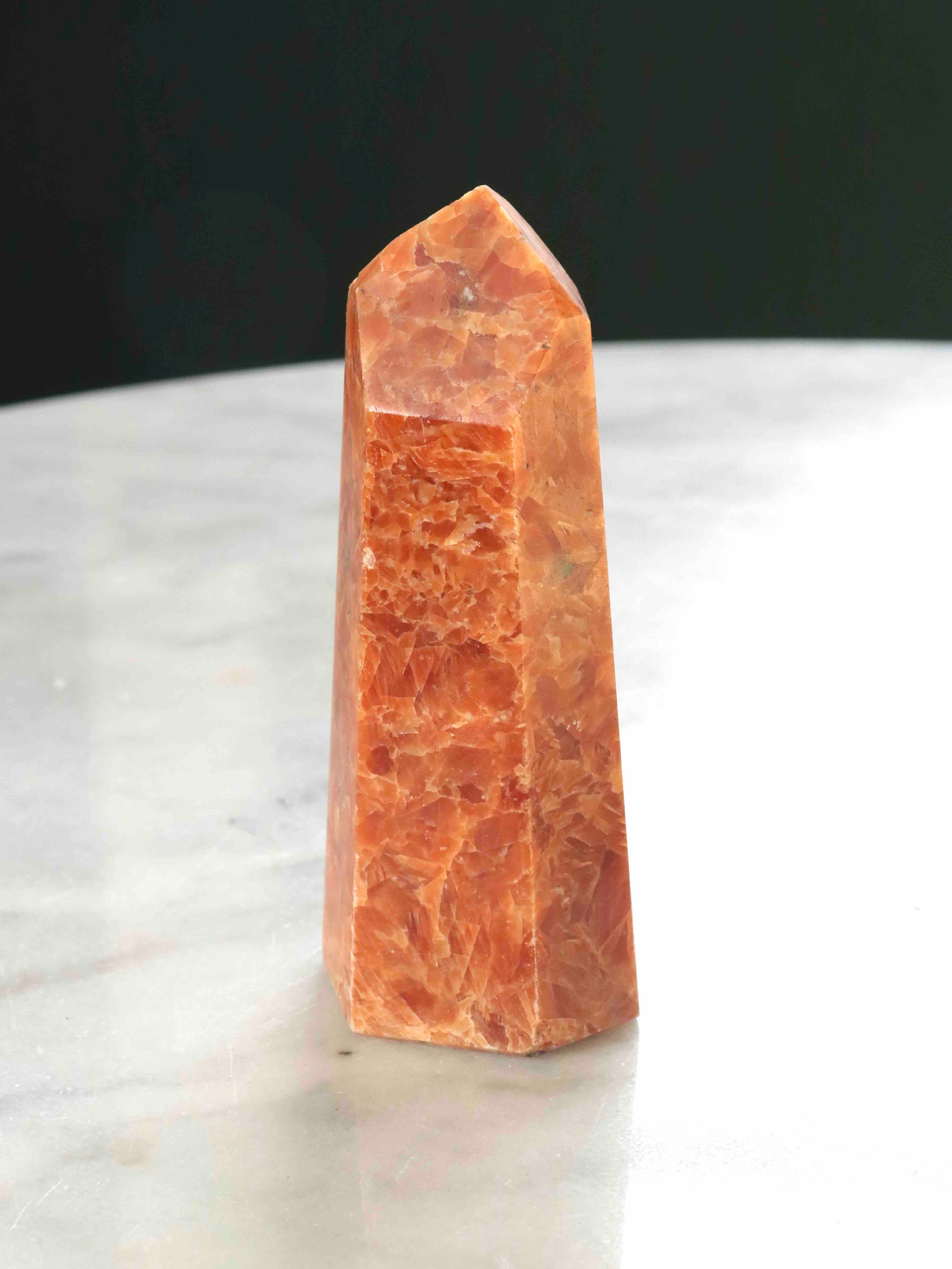 Pointe en Calcite orange 𖢻 Positivisme & Abondance