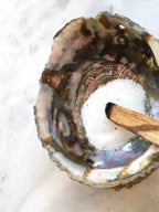 Abalone | Pierre pour la circulation des énergies | SOLYA | Bijoux, pierres, cristaux & minéraux en Belgique | Ethique et naturelles
