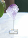 Amethyste sur pied du Bresil | Pierre pour se detendre et se reconnecter | SOLYA | Bijoux, pierres, cristaux & minéraux en Belgique | Ethique et naturel