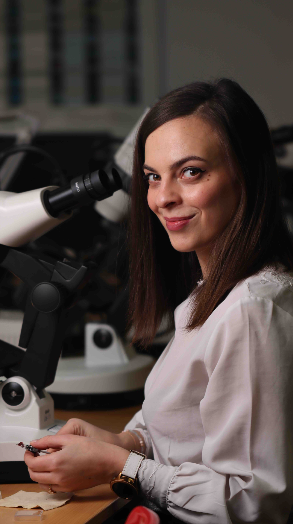 Aude Solyga Gemmologue FEEG l SOLYA l Bijoux, cristaux, minéraux en Belgique l Lithothérapie