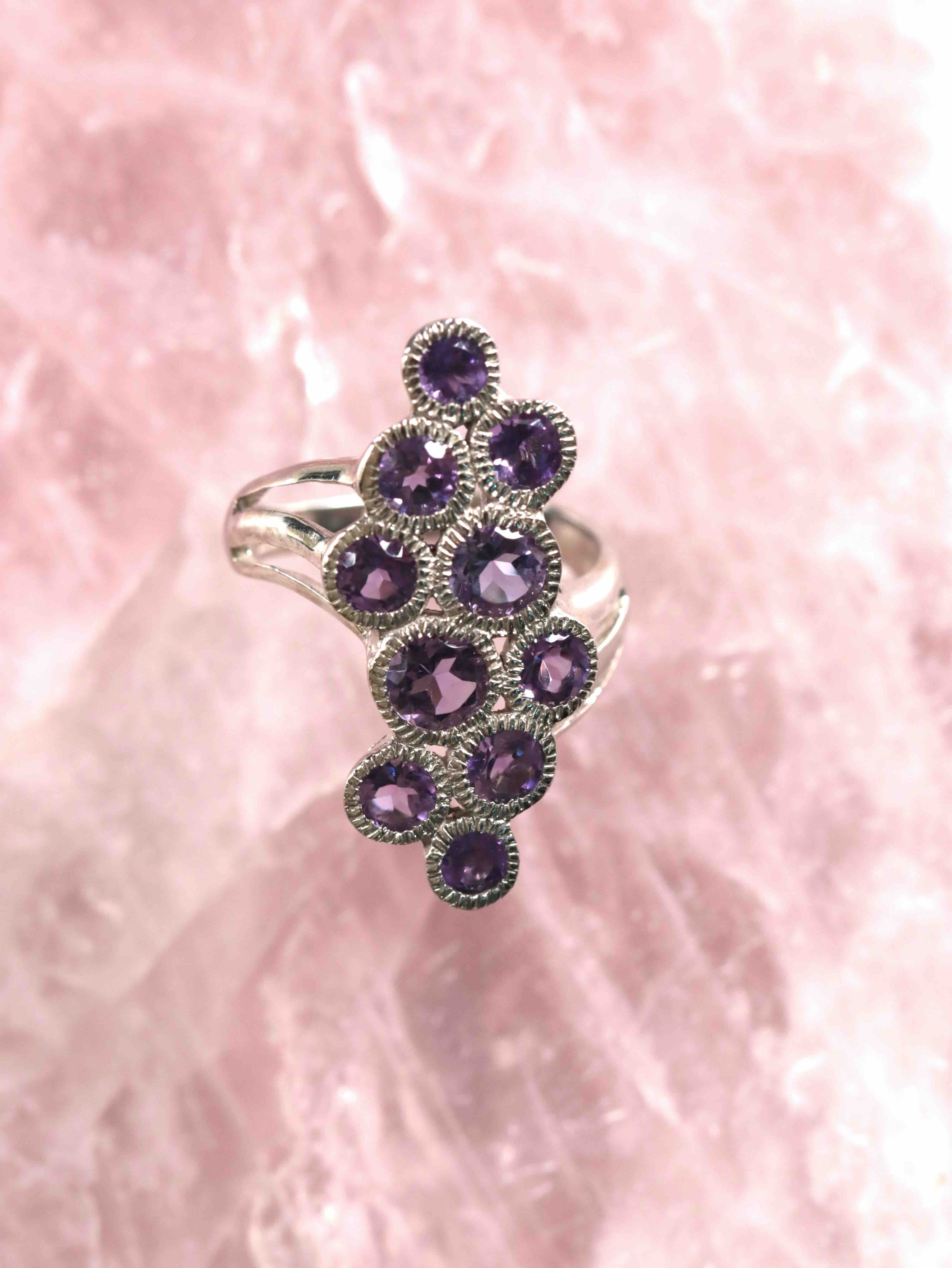 Bague Améthyste & Argent 925 - Pierre pour la quiétude régénérante - Boutique de bijoux, cristaux et mineraux en Belgique