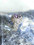 Bague Améthyste & Argent 925 - Pierre pour se détendre & se reconnecter - SOLYA - Eshop de lithothérapie - Magasin de pierres éthiques & naturelles en Belgique - Bijoux, cristaux & minéraux