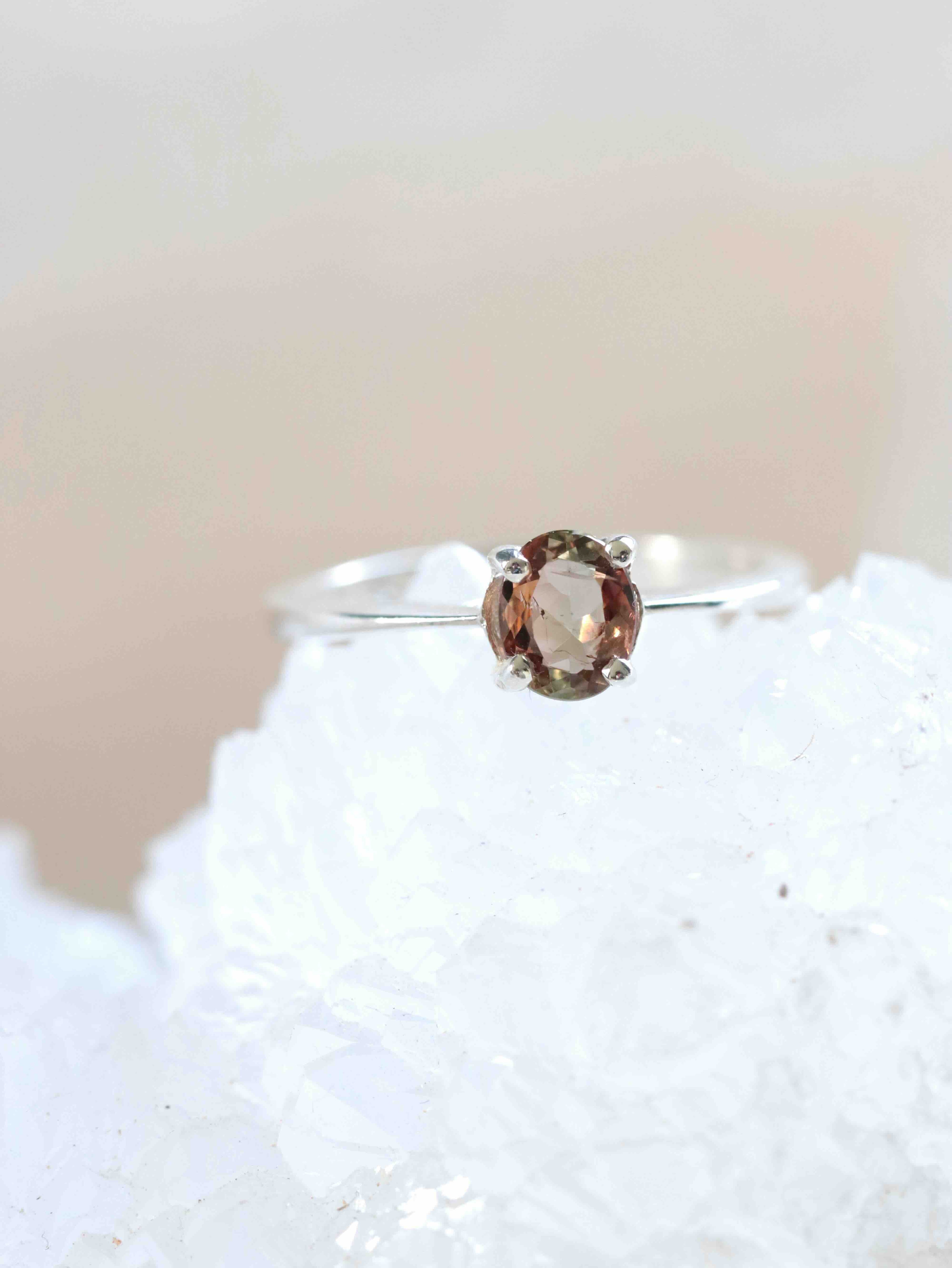 Bague Andalousite du Brésil & Argent 925 - Pierre pour l'équilibre - SOLYA - Bijoux, Cristaux et mineraux en Belgique - Boutique de pierres naturelles et ethiques