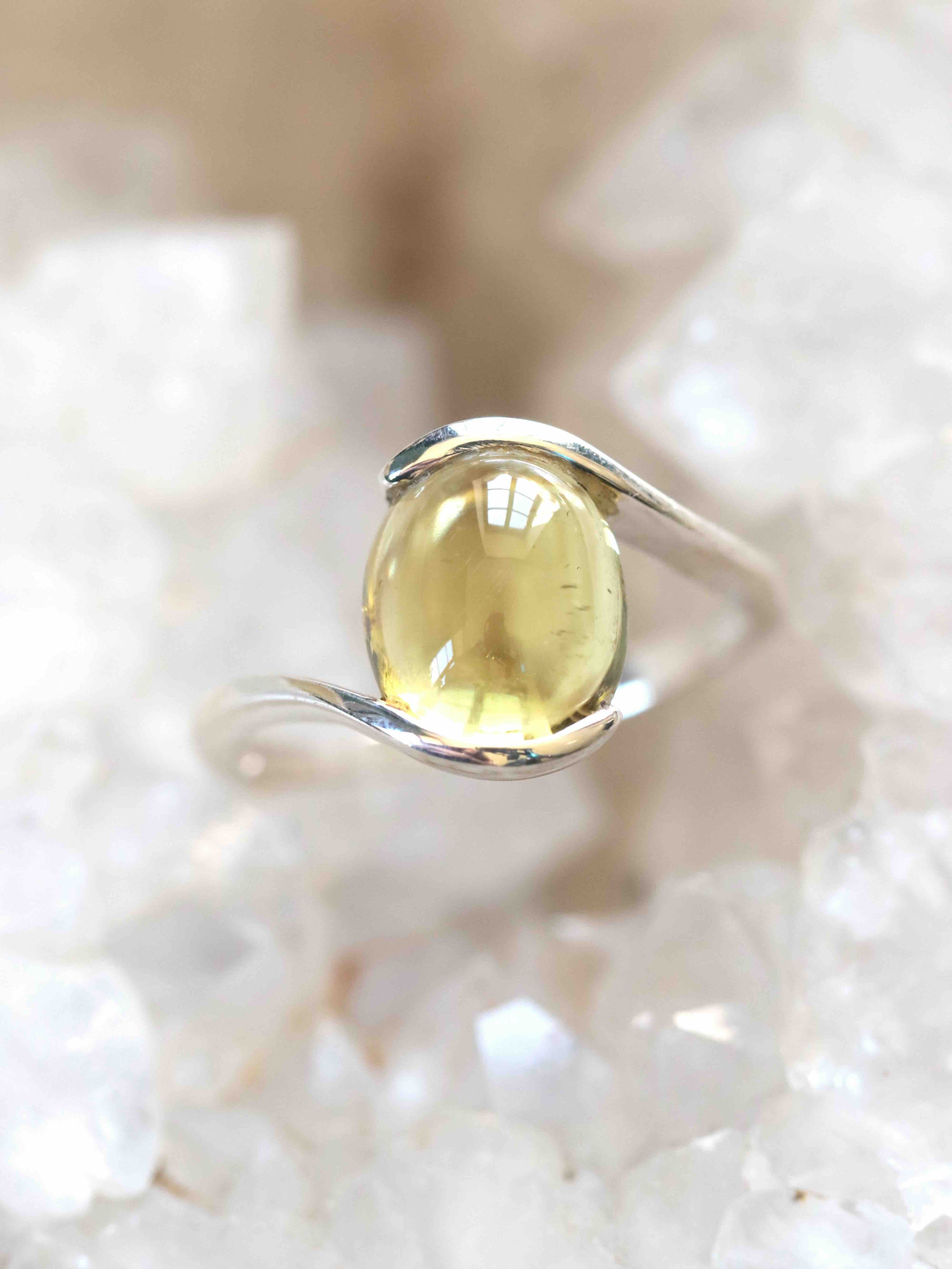 Bague Heliodore du Brésil & Argent 925 - Pierre pour l'épanouissement solaire - SOLYA - Bijoux, Cristaux et mineraux en Belgique - Boutique de pierres naturelles et ethiques