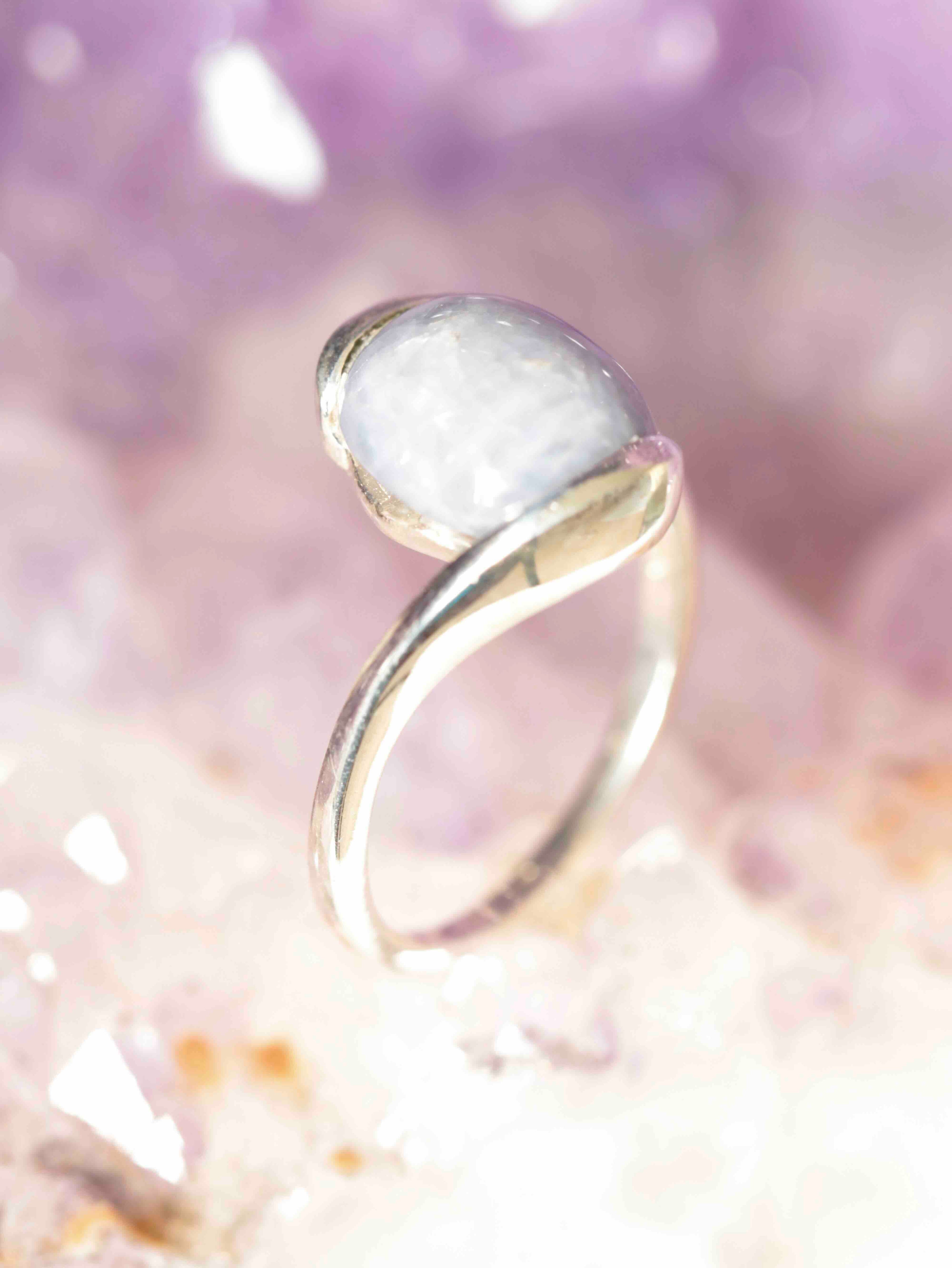 Bague Saphir & Argent 925 - Pierre pour méditer & s'élever - SOLYA - Bijoux, Cristaux et mineraux en Belgique - Boutique de pierres naturelles et ethiques