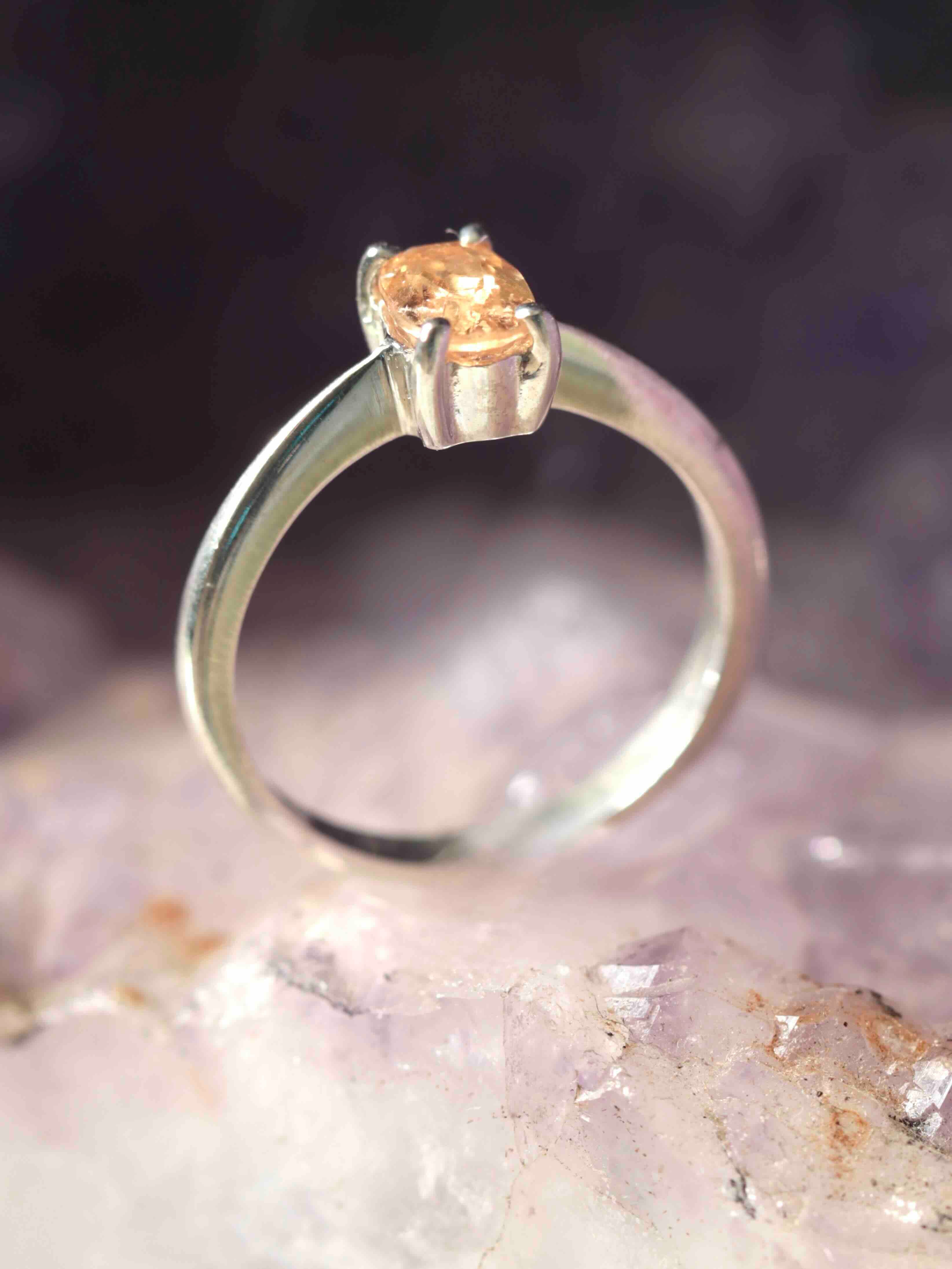 Bague Topaze orange du Brésil & Argent 925 - Pierre pour avancer vers ses objectifs et rester positive - SOLYA - Bijoux, Cristaux et mineraux en Belgique - Boutique de pierres naturelles et ethiques