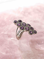 Bague Améthyste & Argent 925 - Pierre pour la quiétude régénérante - Boutique de bijoux, cristaux et mineraux en Belgique