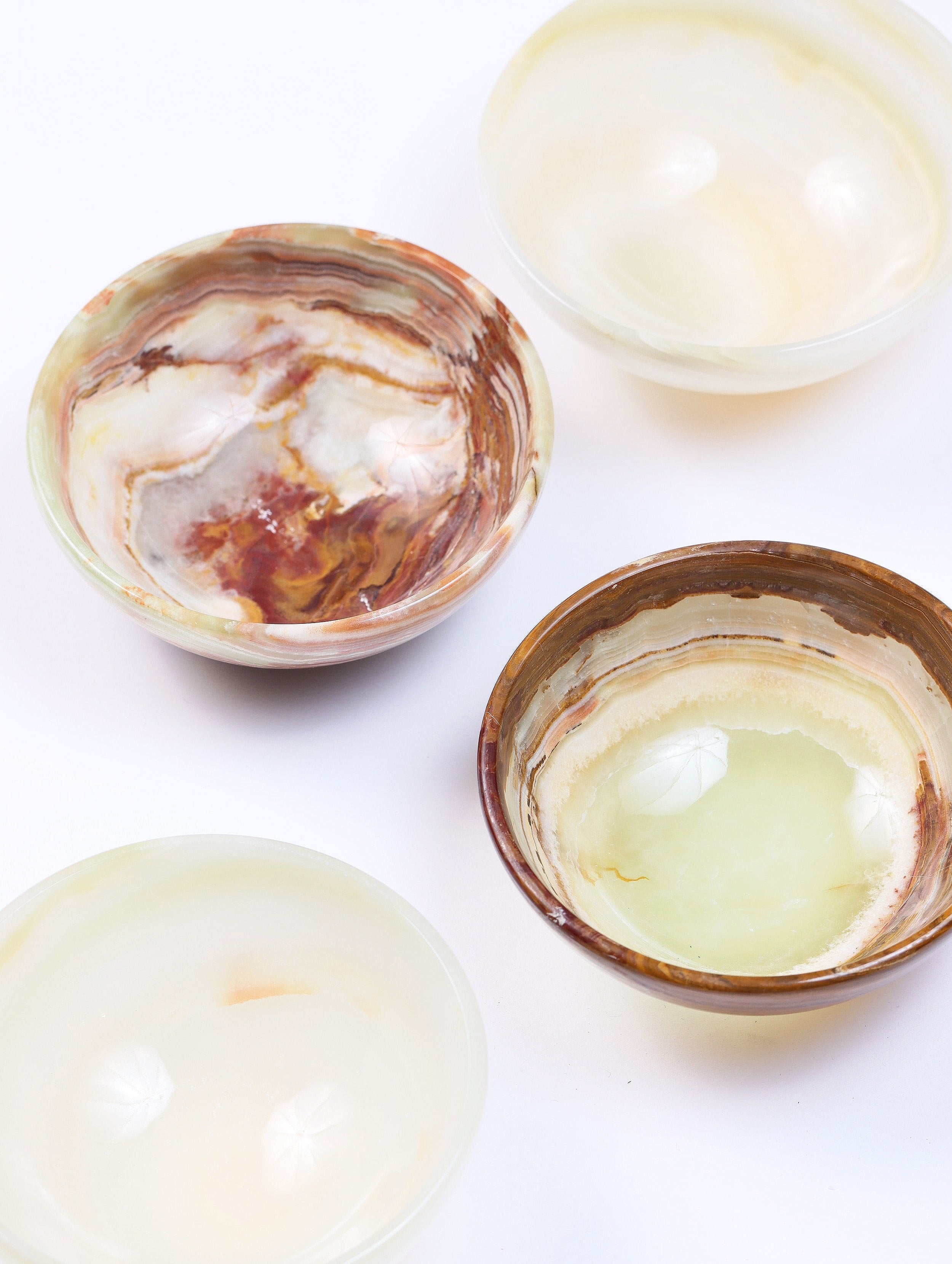 Bol Aragonite | Pierre pour la paix intérieure & la stabilité | SOLYA | Boutique belge de pierres, bijoux, cristaux et minéraux | Ethique & Traçable