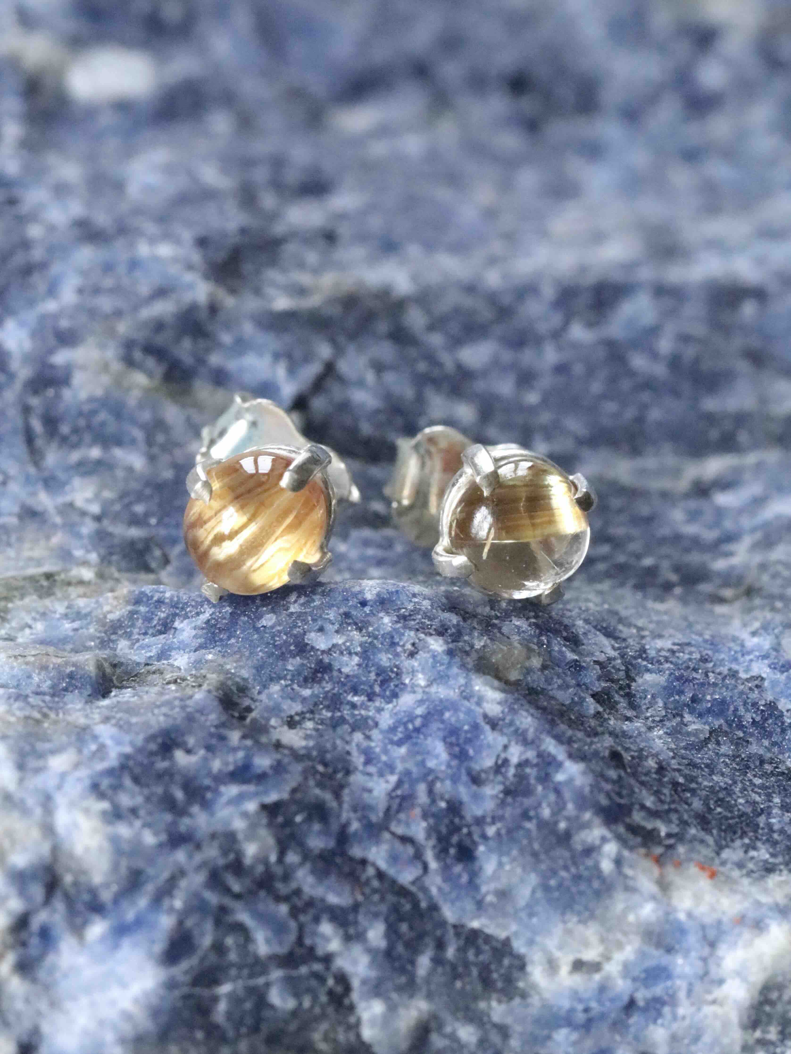 Boucles d'oreilles Quartz Rutile et Argent 925 | Pierre pour apaiser les tensions | SOLYA | Bijoux, Cristaux et mineraux en Belgique | Boutique de pierres naturelles et ethiques