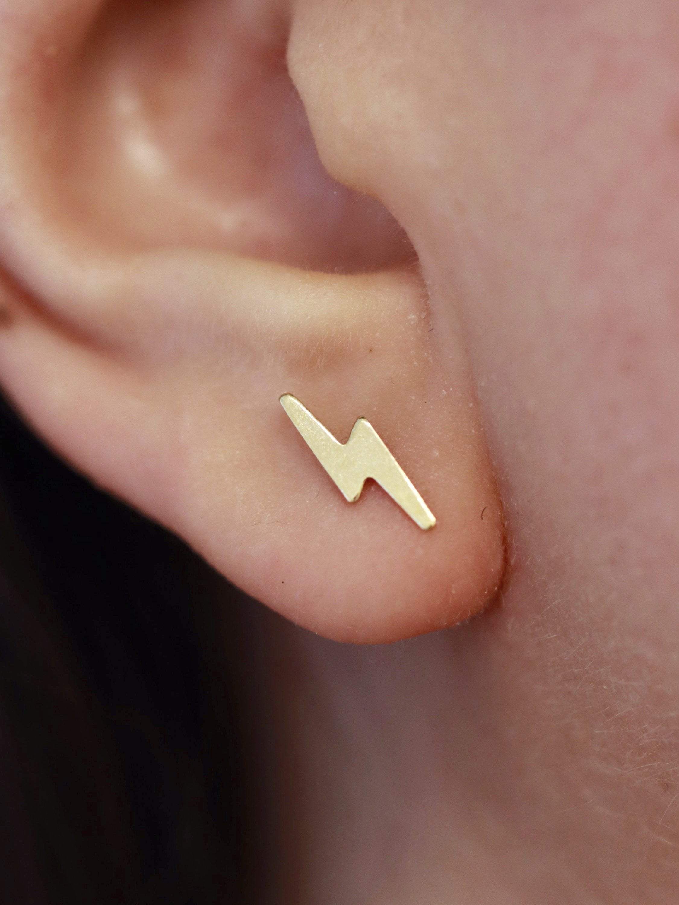 Clou d'oreille éclair en Gold-filled  | Profiter