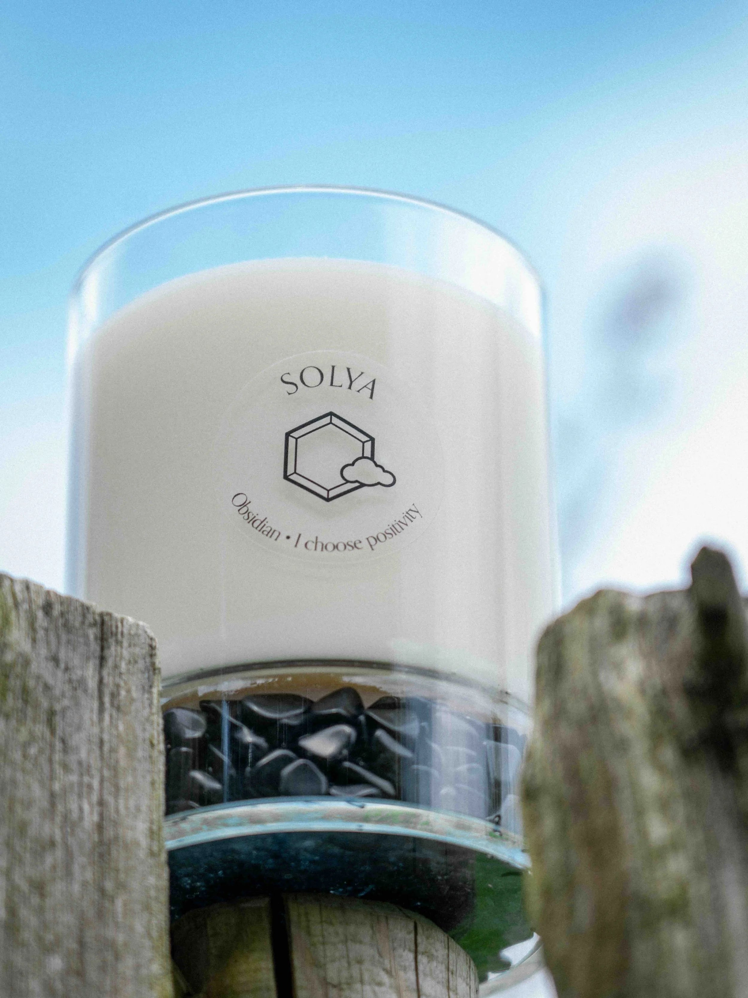 Bougie en Obsidienne | Pierre pour voir le positif | SOLYA | Bijoux, Cristaux & Minéraux | Boutique de pierres naturelles & éthiques belge | EShop de lithothérapie