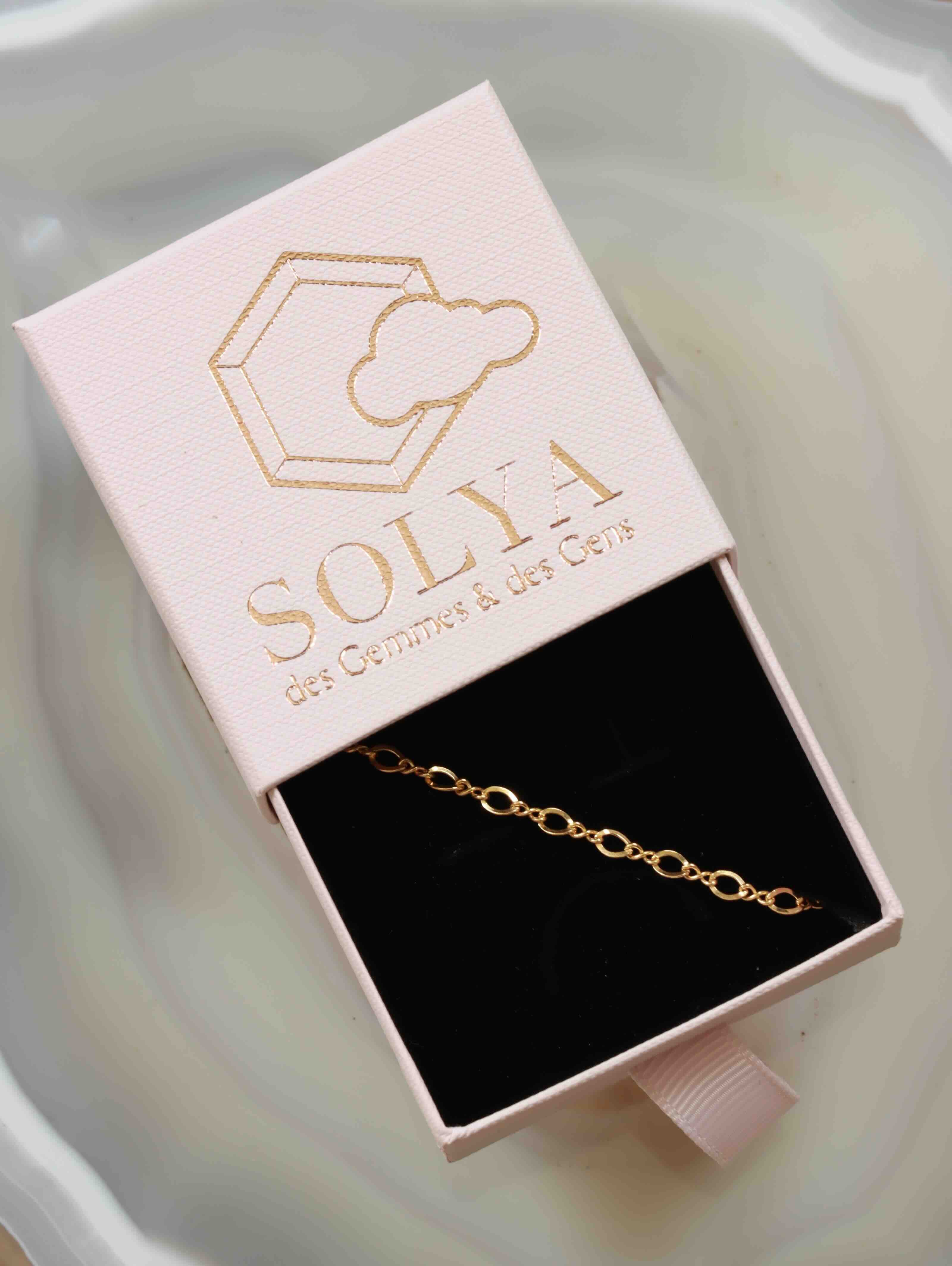 Bracelet à Charms en Gold-filled 14K présenté dans son écrin SOLYA