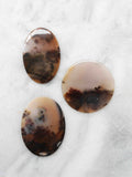 Cabochon en Quartz dendritique - Pierre pour se lier aux beautés & à la force de la Terre - SOLYA - Cristaux & Minéraux