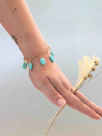 Charms Amazonite portés sur un bracelet Gold-filled 14K — SOLYA
