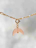 Charm lune en Pierre de Lune et Gold-filled 14K SOLYA — pierre du féminin sacré et de l'intuition