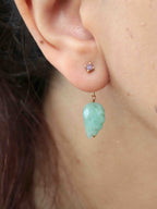 Charm aile en Amazonite porté à l'oreille en Gold-filled 14K SOLYA — bijou modulable