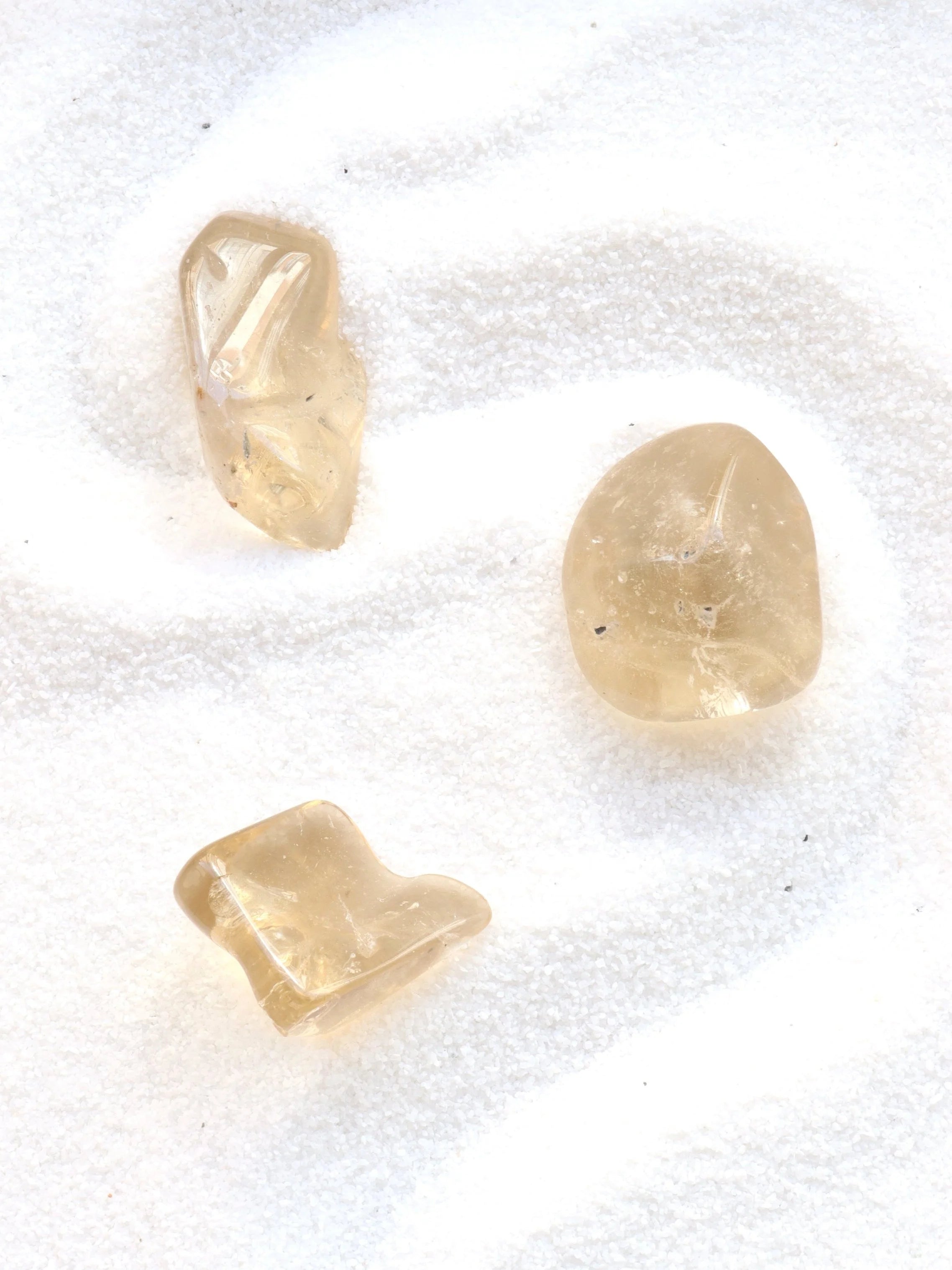 Citrine | Pierre pour l'abondance solaire et la renaissance | SOLYA | Pierres ethiques et naturelles en Belgique | Bijoux, cristaux et mineraux