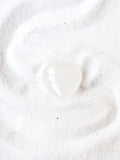 Coeur en Cristal de Roche | Pierre pour se recentrer sur son intention | SOLYA | Bijoux, Cristaux & Minéraux | EShop belge de pierres naturelles & éthiques