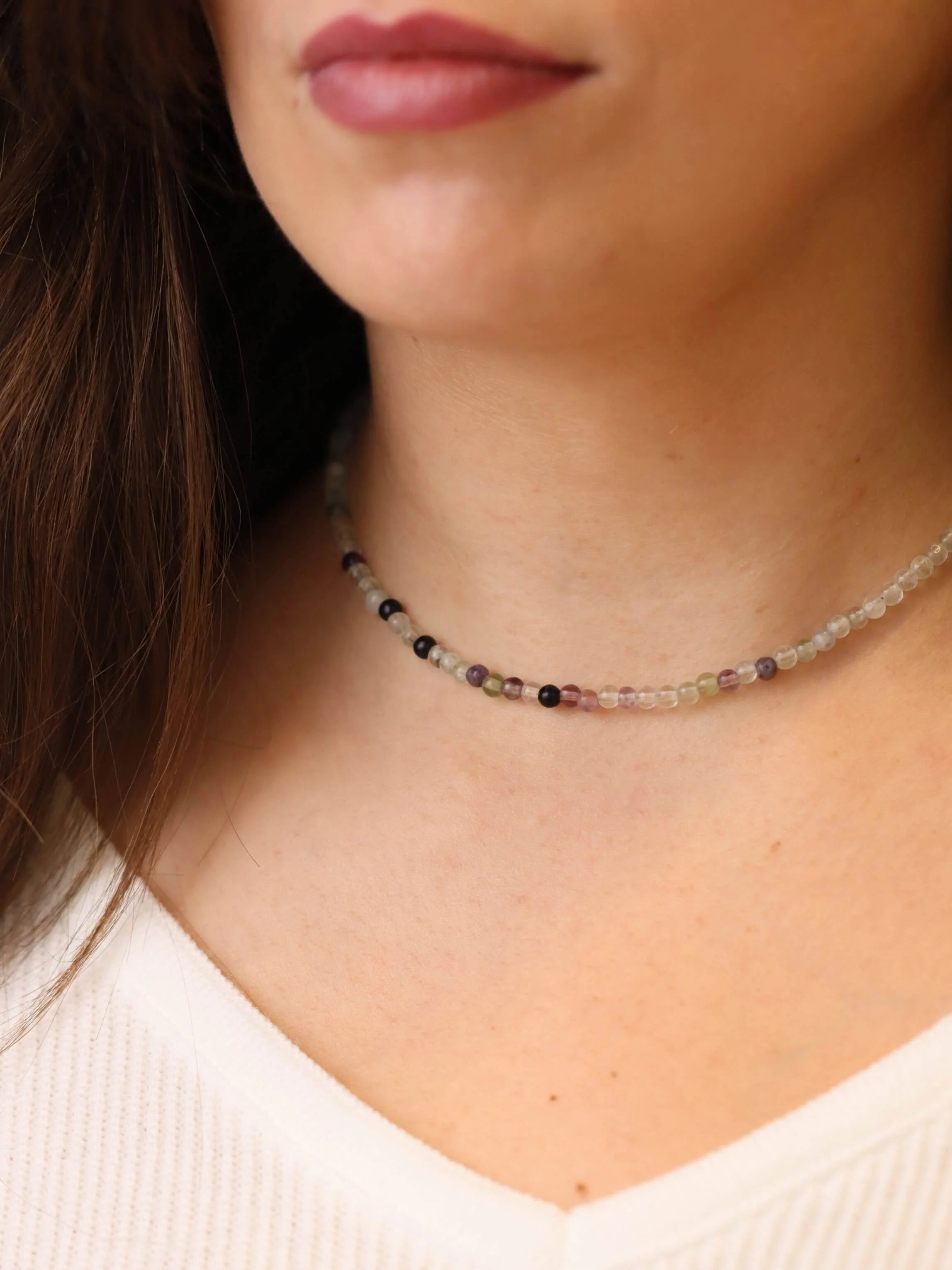 Collier Fluorite | Pierre pour la reconnection à son savoir & la détente| SOLYA | Bijoux, pierres, cristaux & minéraux en Belgique | Ethique et naturel