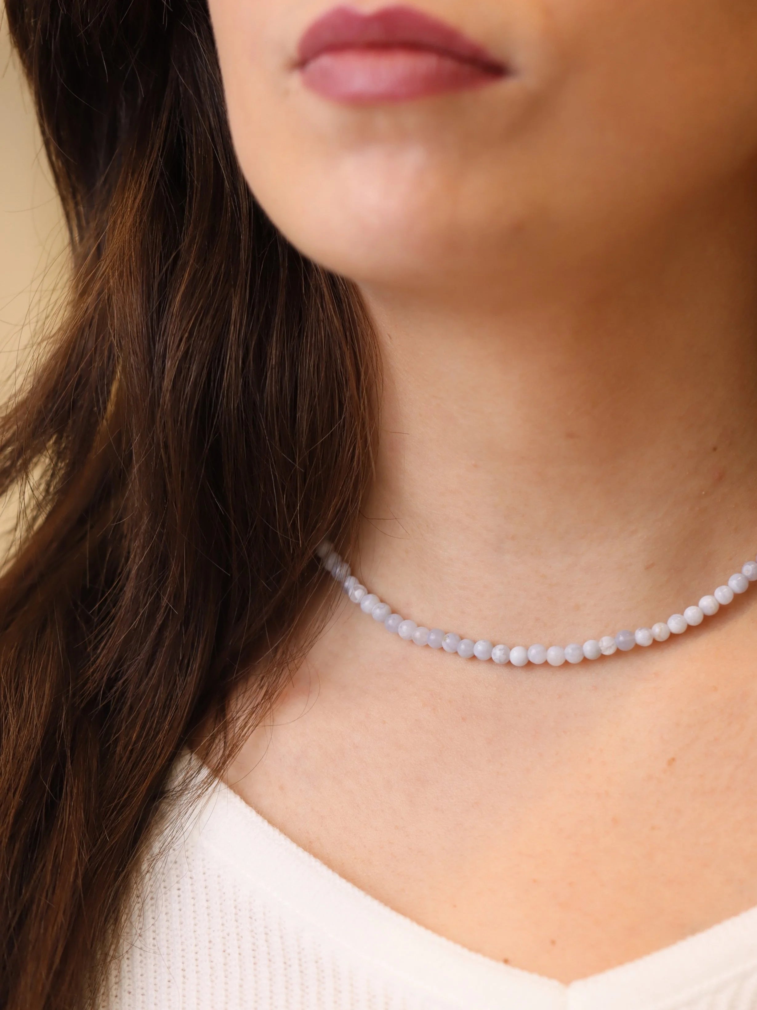 Collier calcédoine bleue | Pierre pour prendre le temps pour soi | SOLYA | Bijoux, pierres, cristaux & minéraux en Belgique | Ethique et naturelle