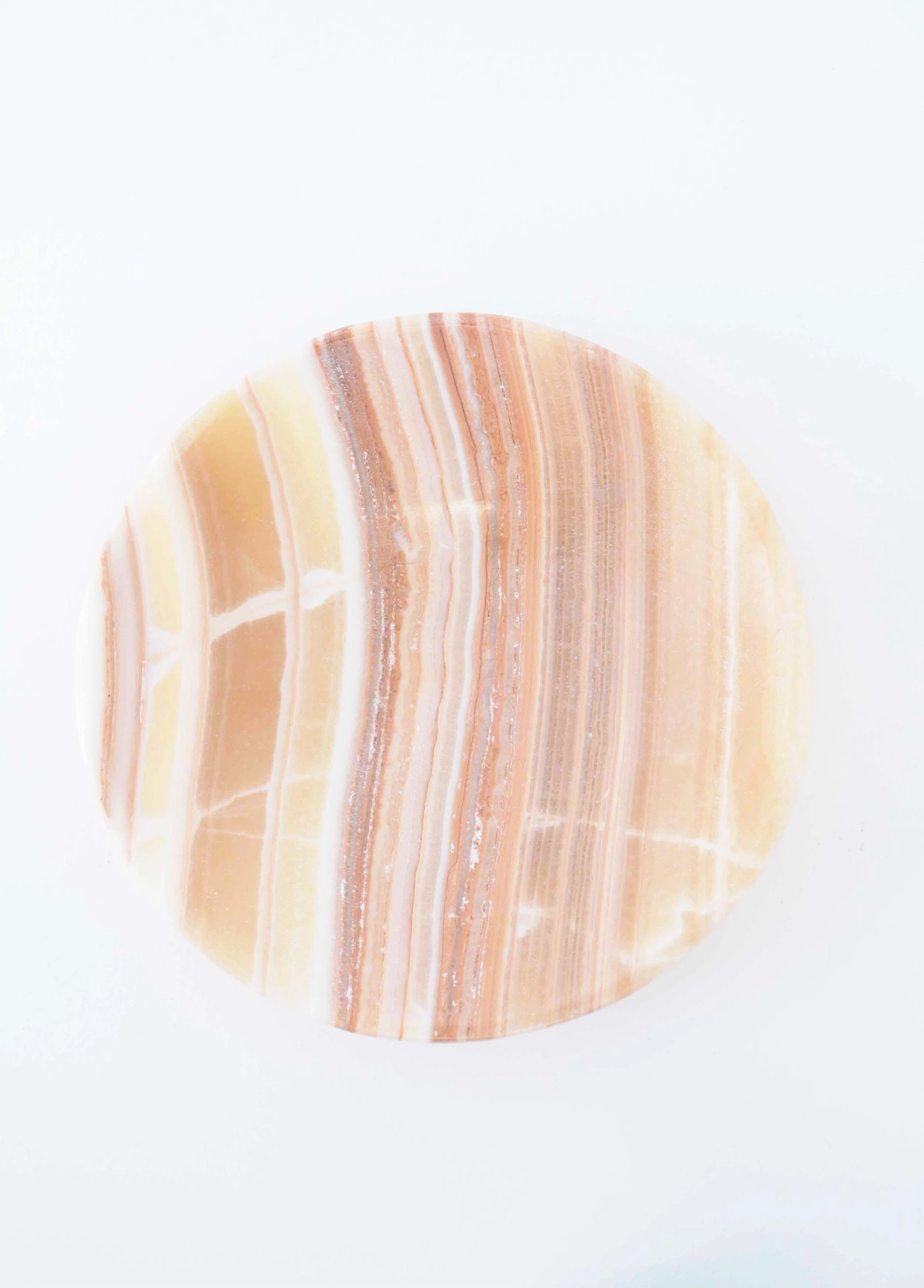 Coupelle en Aragonite | Pierre pour la paix intérieure & la stabilité | SOLYA | Boutique belge de pierres, bijoux, cristaux et minéraux | Ethique & Traçable