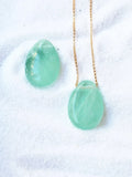 Fluorite percée | Pierre pour se detendre et se reconnecter | SOLYA | Bijoux, pierres, cristaux & minéraux en Belgique | Ethique et naturel