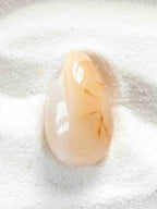 Grand Oeuf en Agate - Pierre pour le courage et la chance - SOLYA - Boutique de bijoux, cristaux et mineraux en Belgique