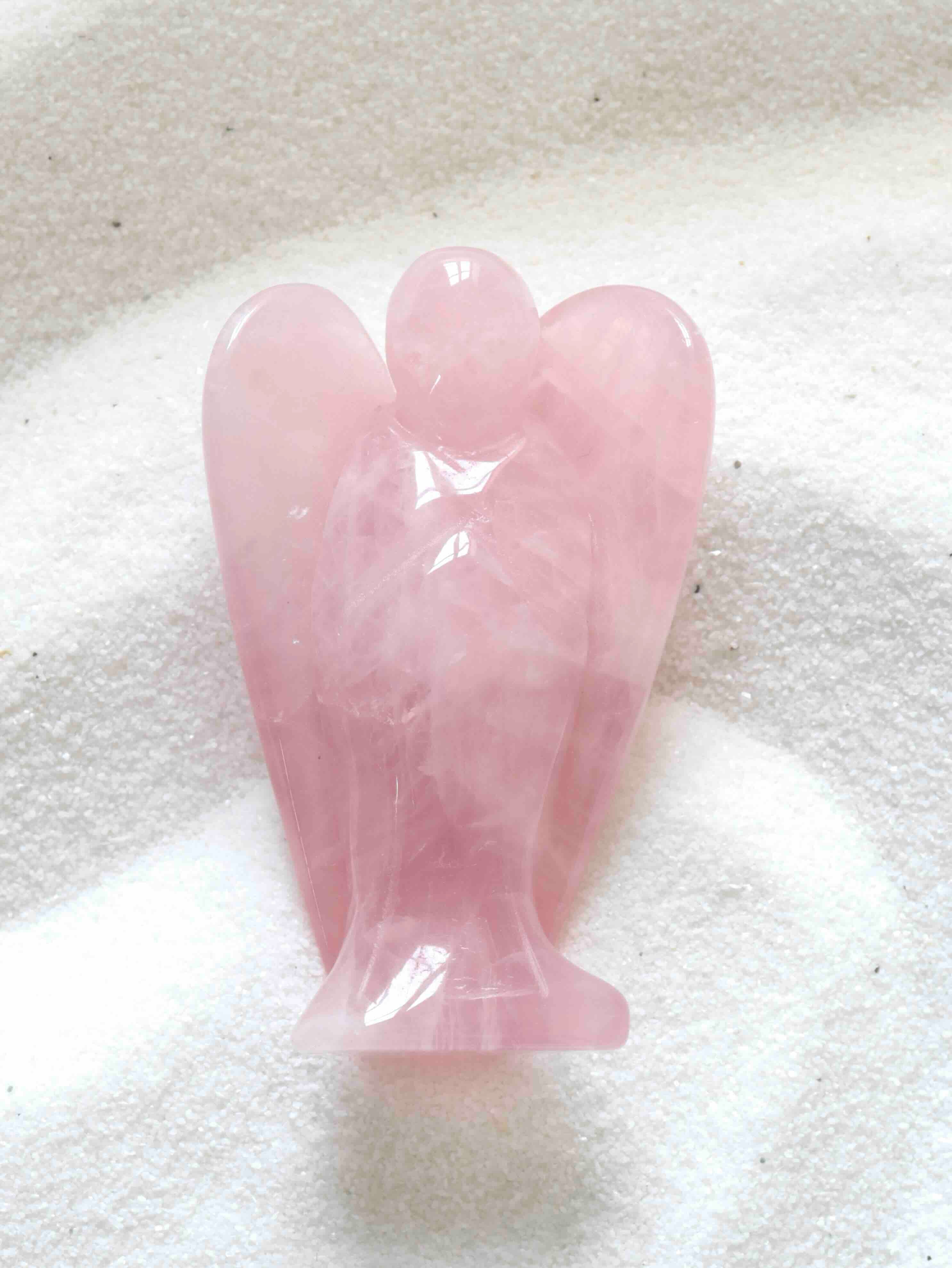 Grand ange en Quartz rose - Pierre pour l'Amour & la Douceur - SOLYA - Bijoux, Cristaux et mineraux en Belgique - Boutique de pierres naturelles et ethiques
