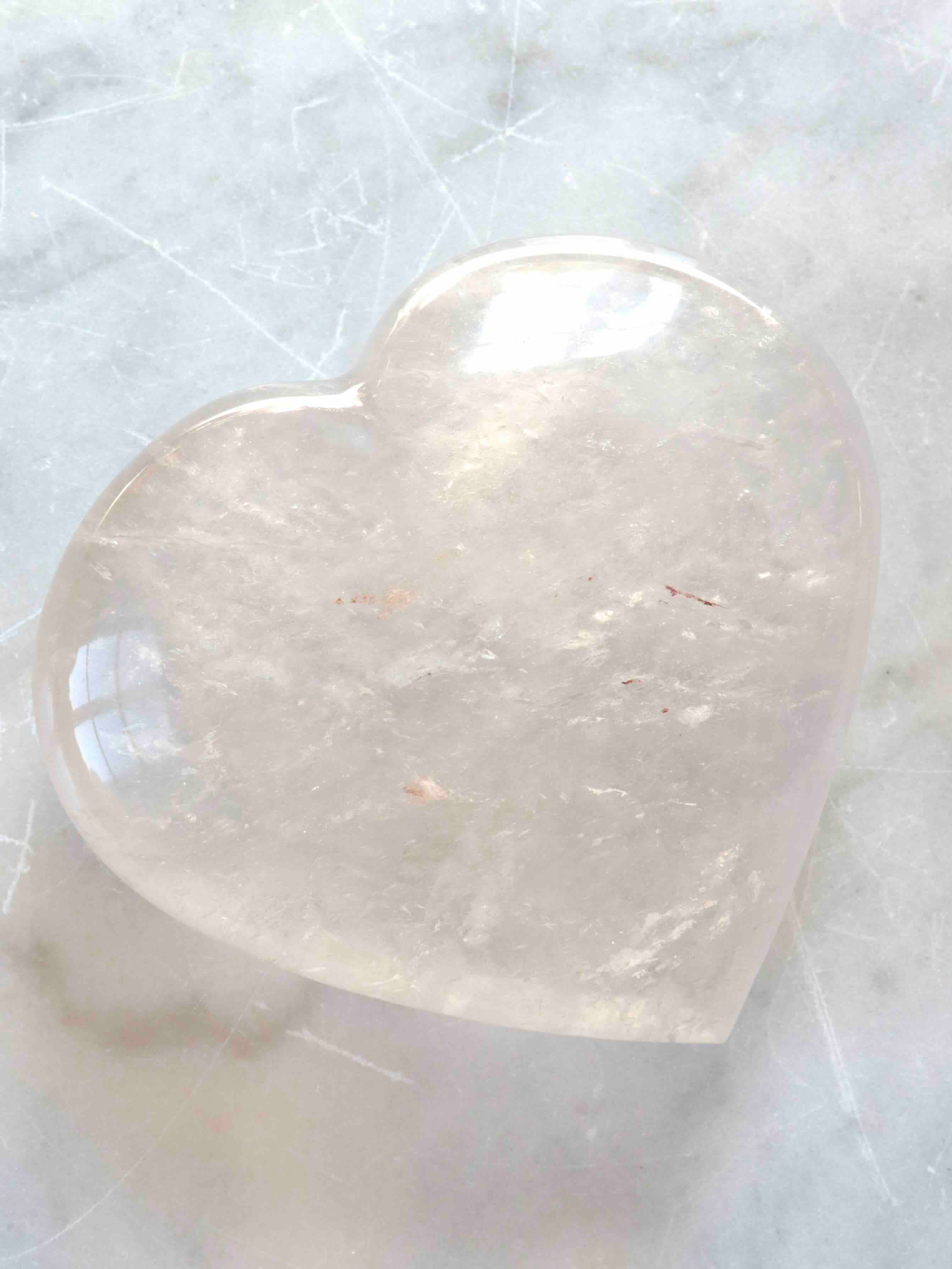 Cœur en Cristal de Roche naturel – Cristal décoratif éthique – SOLYA