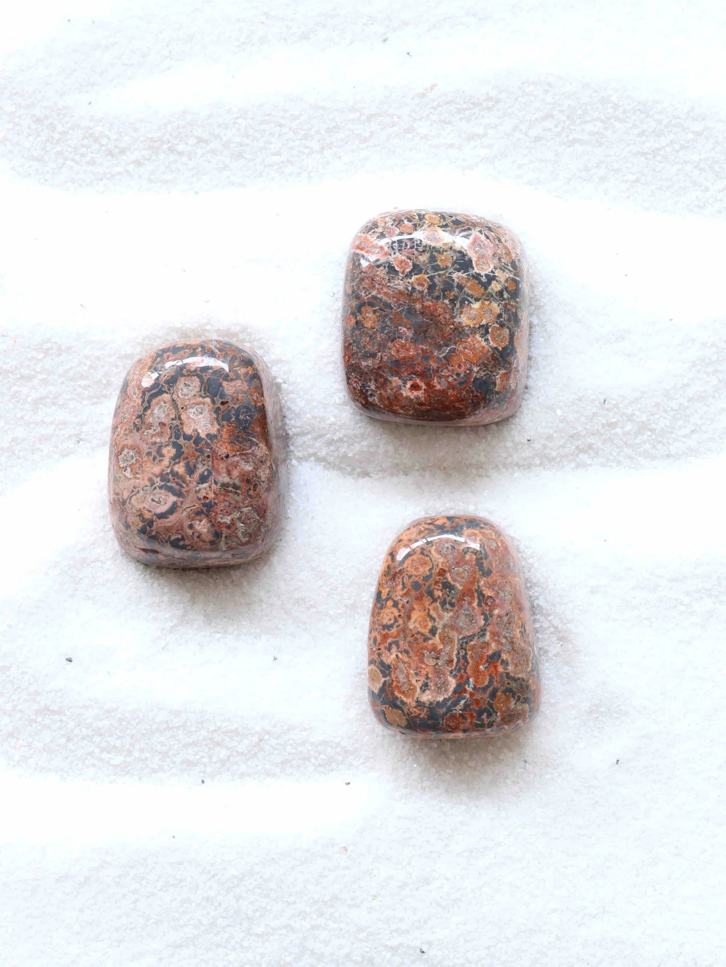 Jaspe leopard | Pierre pour la bravoure et la balance | SOLYA | Boutique de pierres naturelles et éthiques en Belgique | Bijoux, Cristaux et Mineraux