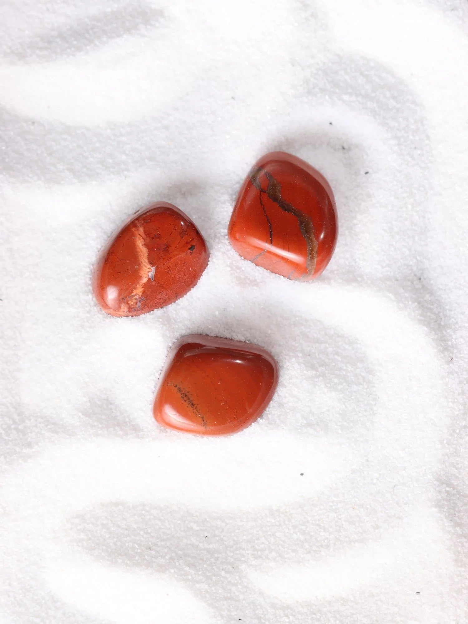 Jaspe rouge | Pierre pour prendre sa place | SOLYA | Pierres ethiques et naturelles en Belgique | Bijoux, cristaux et mineraux 