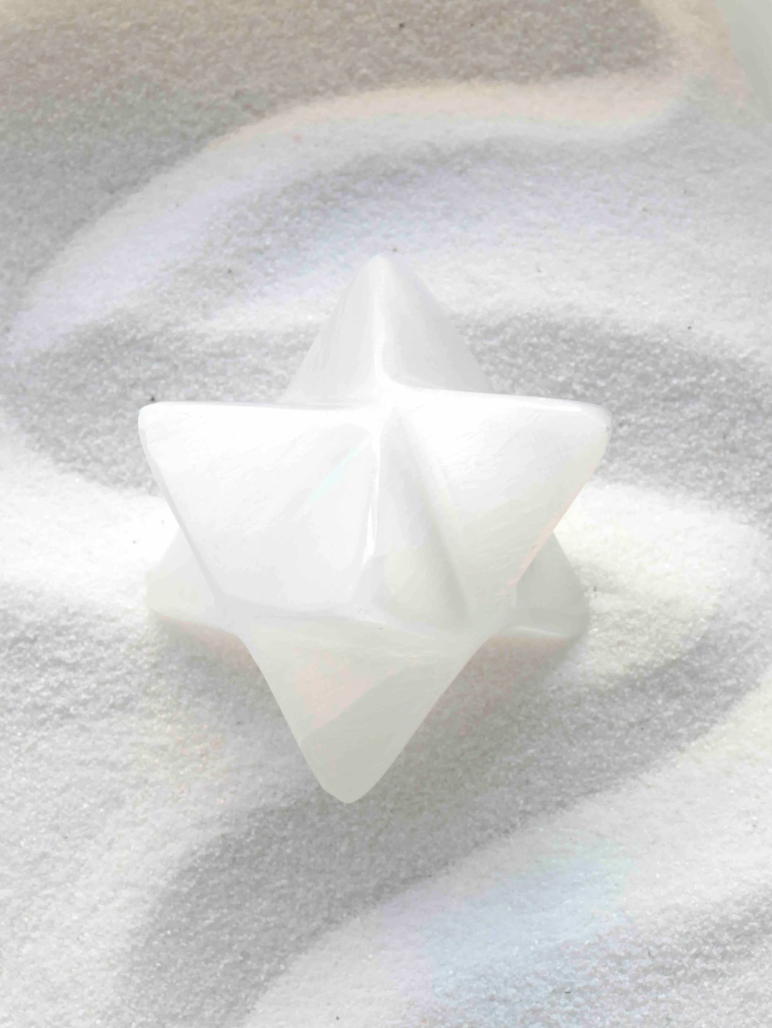 Merkaba | Pierre pour assainir et apaiser | SOLYA | Bijoux, pierres, cristaux & minéraux en Belgique | Ethique et naturelles