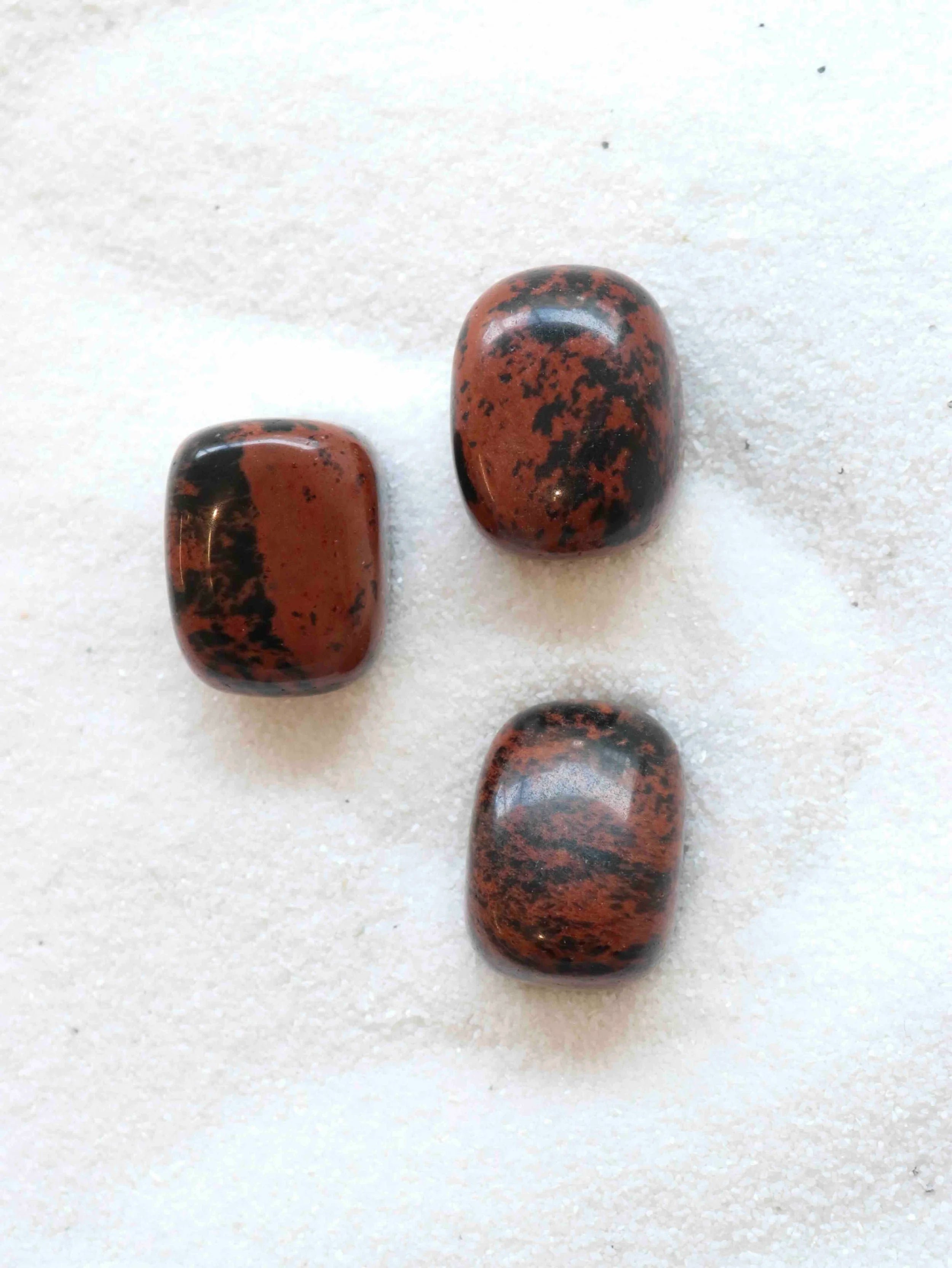 Obsidienne acajou | Pierre bouclier et pour l'ouverture aux possibilites | SOLYA | Pierres ethiques et naturelles en Belgique | Bijoux, cristaux et mineraux