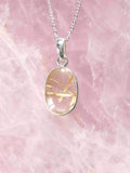 Pendentif Quartz Rutile et Argent 925 | Pierre pour apaiser les tensions | SOLYA | Bijoux, Cristaux et mineraux en Belgique | Boutique de pierres naturelles et ethiques