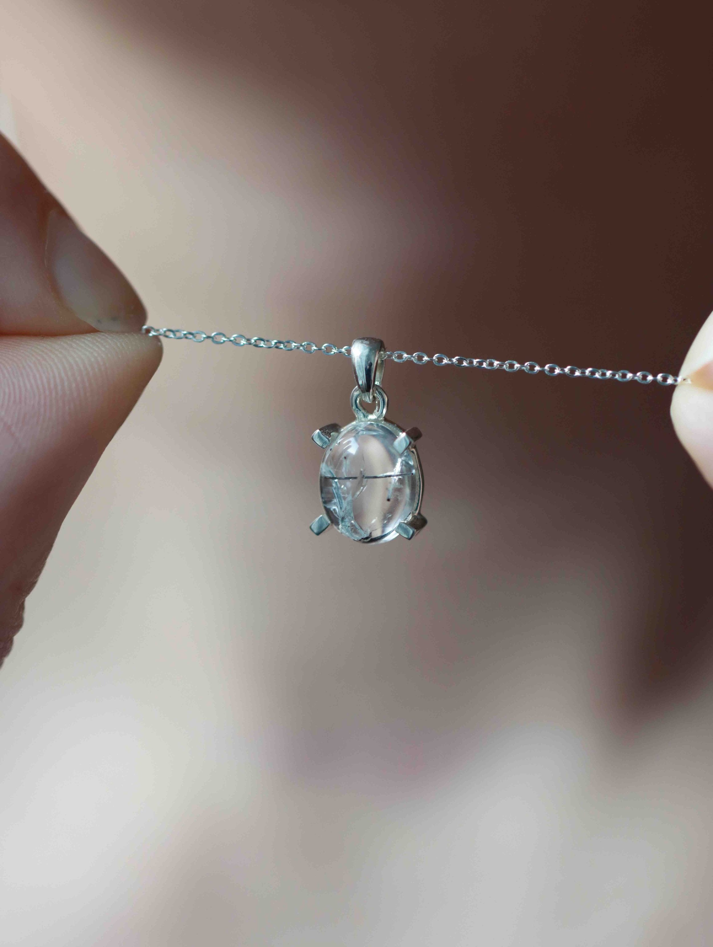 Pendentif Quartz à Tourmaline & Argent 925 | Pierre pour ne plus s'autolimiter | SOLYA | Eshop de bijoux, cristaux & minéraux | Magasin de pierres éthiques & naturelles en Belgique