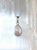 Pendentif Tourmaline melon d'eau & Argent 925 | Pierre pour se faire confiance & aimer | SOLYA | Bijoux, Cristaux & Minéraux en Belgique | EShop de pierres éthiques & naturelles sélectionnées par une gemmologue