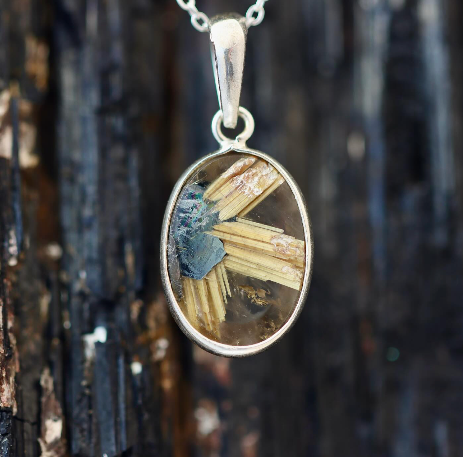Pendentif étoile de Rutile & Argent 925 l SOLYA l Magasin de bijoux, cristaux & minéraux l Eshop de lithothérapie l Pierres naturelles & éthiques en Belgique