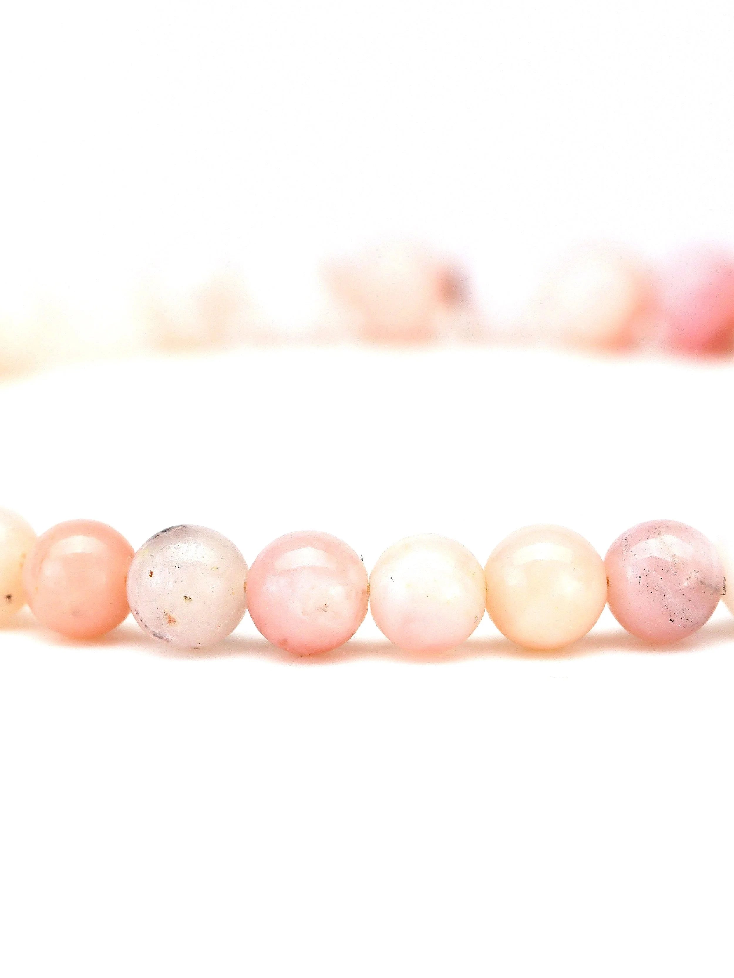 Perle Opale rose | Pierre pour fluidifier les émotions - SOLYA - Eshop de lithothérapie en Belgique - Magasin de bijoux, cristaux & minéraux - Pierres éthiques & naturelles