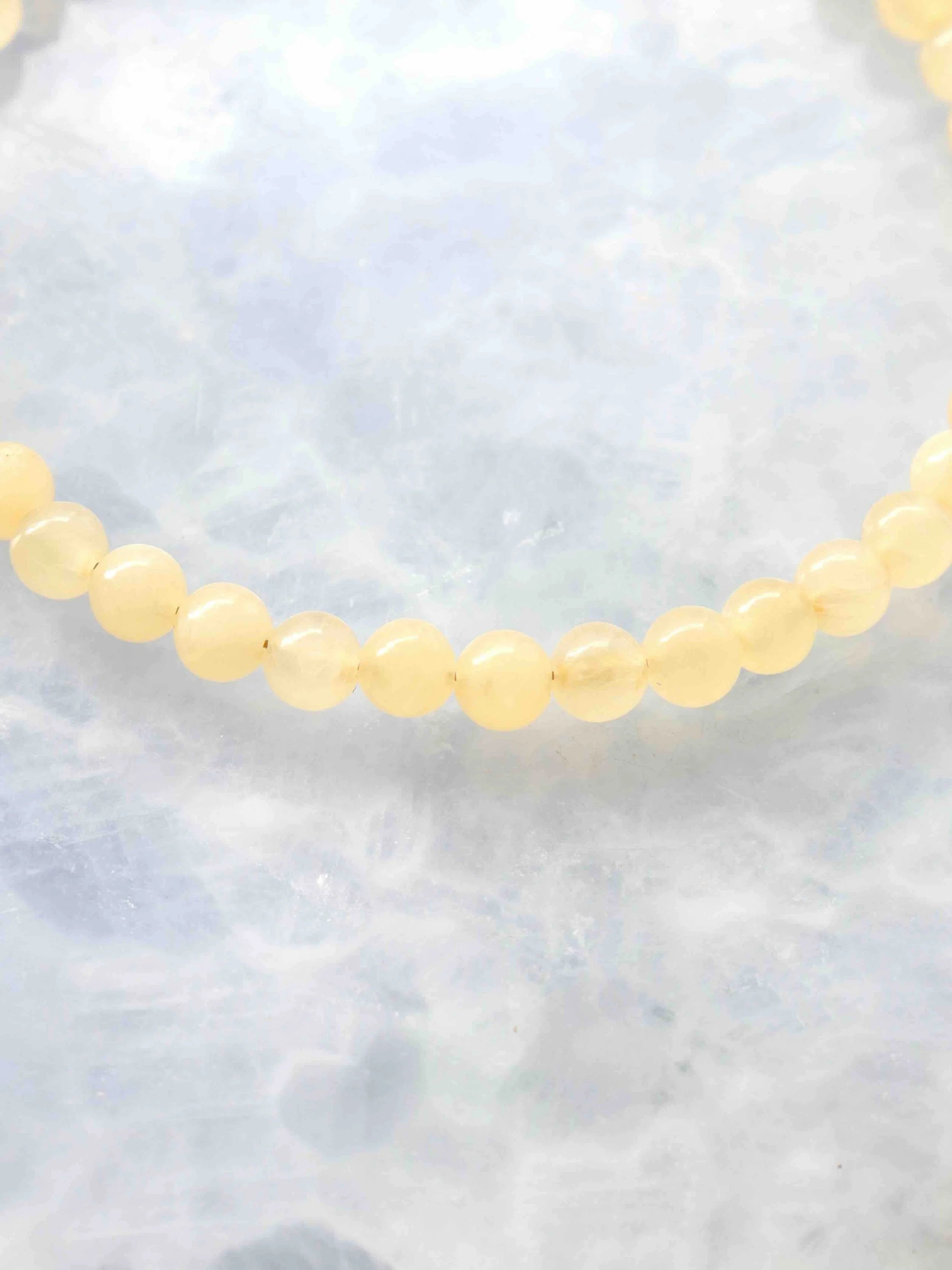 Bracelet Calcite orange | Pierre pour le positivisme et l'abondance | SOLYA | Pierres ethiques et naturelles en Belgique | Bijoux, cristaux et mineraux 