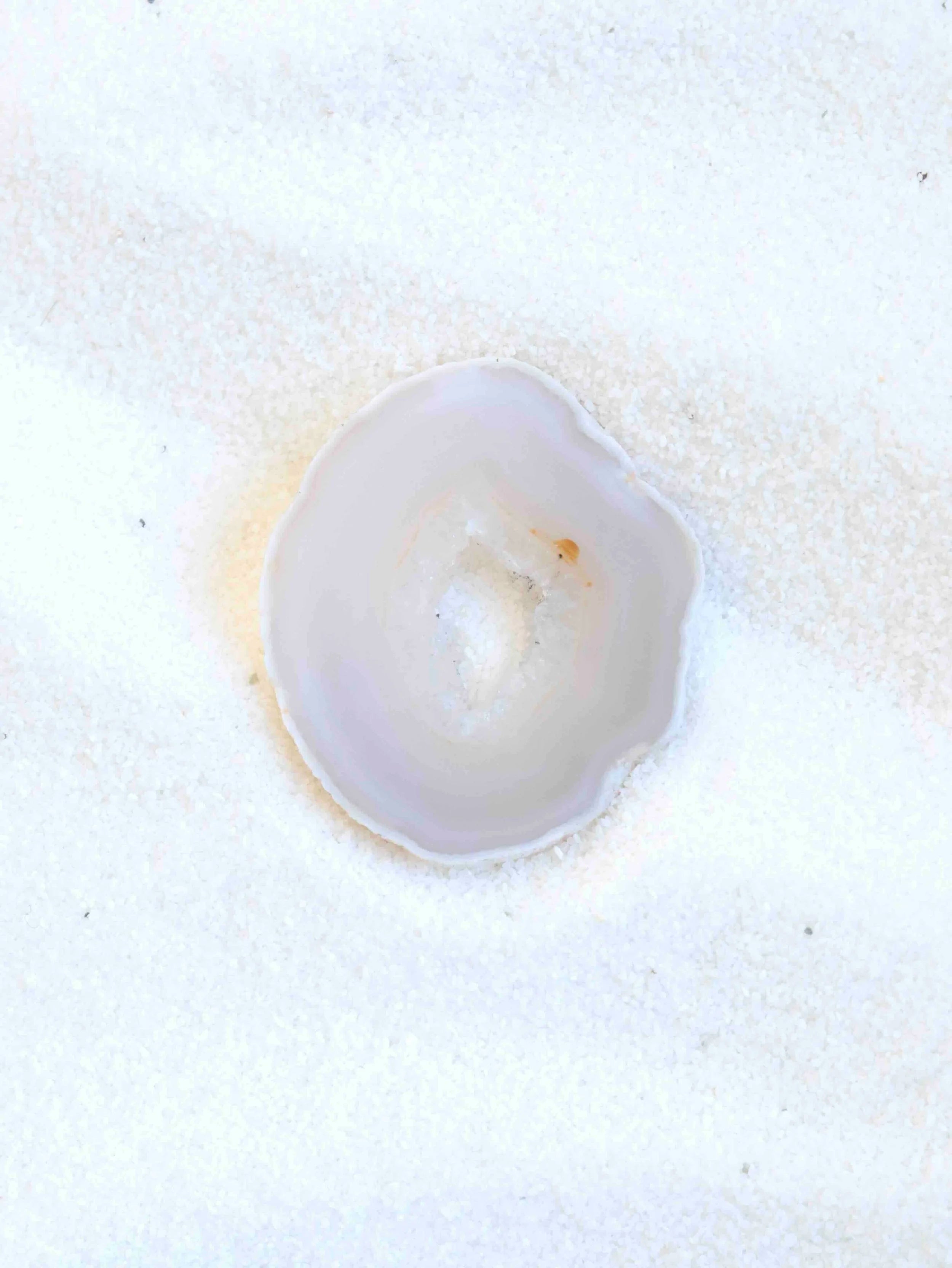 Petite tranche d'Agate | Pierre pour le Courage et la Chance | SOLYA | Boutique de pierres naturelles et éthiques en Belgique | Bijoux, Cristaux et Mineraux