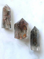 Pointe en Quartz Lodolite | Pierre pour cultiver son jardin | Magasin de pierres éthiques & naturelles en Belgique