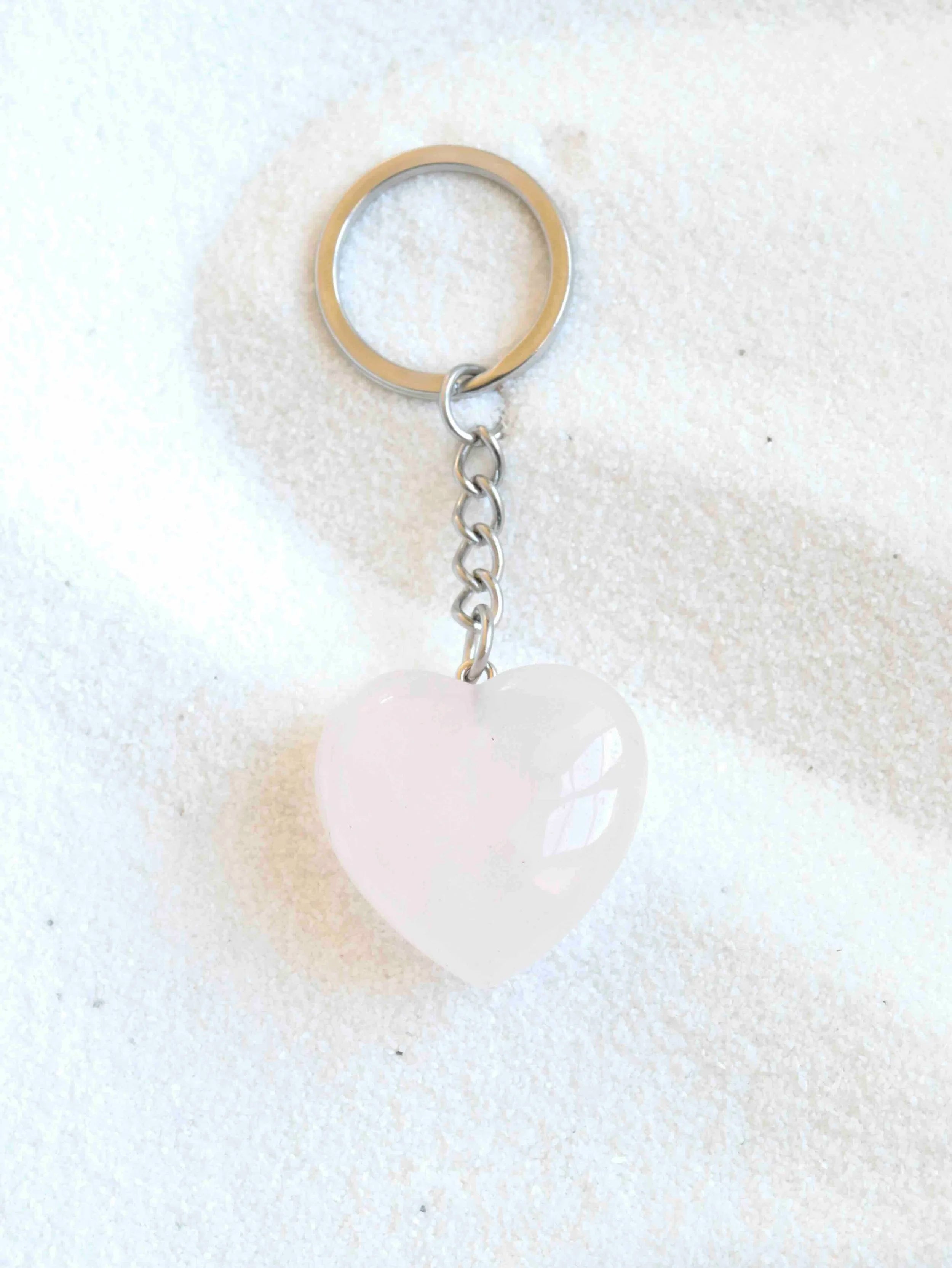 Porte-clé cœur Quartz rose | SOLYA | Pierre pour l'Amour & la Douceur | Boutique de bijoux, cristaux & minéraux | Eshop de lithothérapie en Belgique
