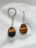 Porte-clé en Oeil-de-tigre - Pierre pour laisser briller sa lumière - Boutique de bijoux, cristaux et mineraux en Belgique