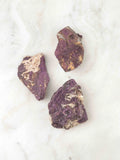 Purpurite | Pierre pour les revelations & la guidance | Magasin de pierres ethiques & naturelles en Belgique