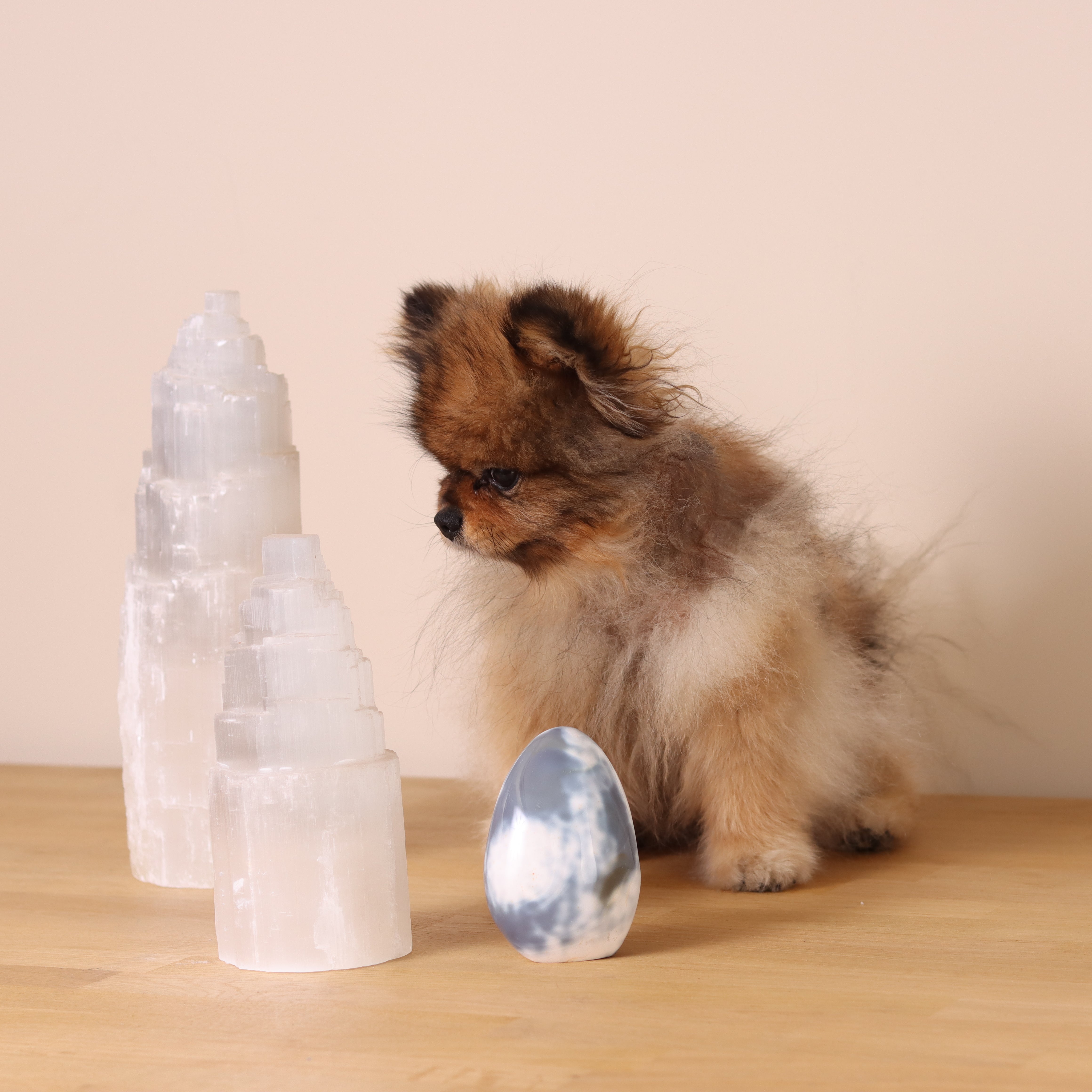 Shaman et Tours de Sélénite l SOLYA l Magasin de pierres naturelles & éthiques l Eshop de lithothérapie l Bijoux, Cristaux & Minéraux en Belgique