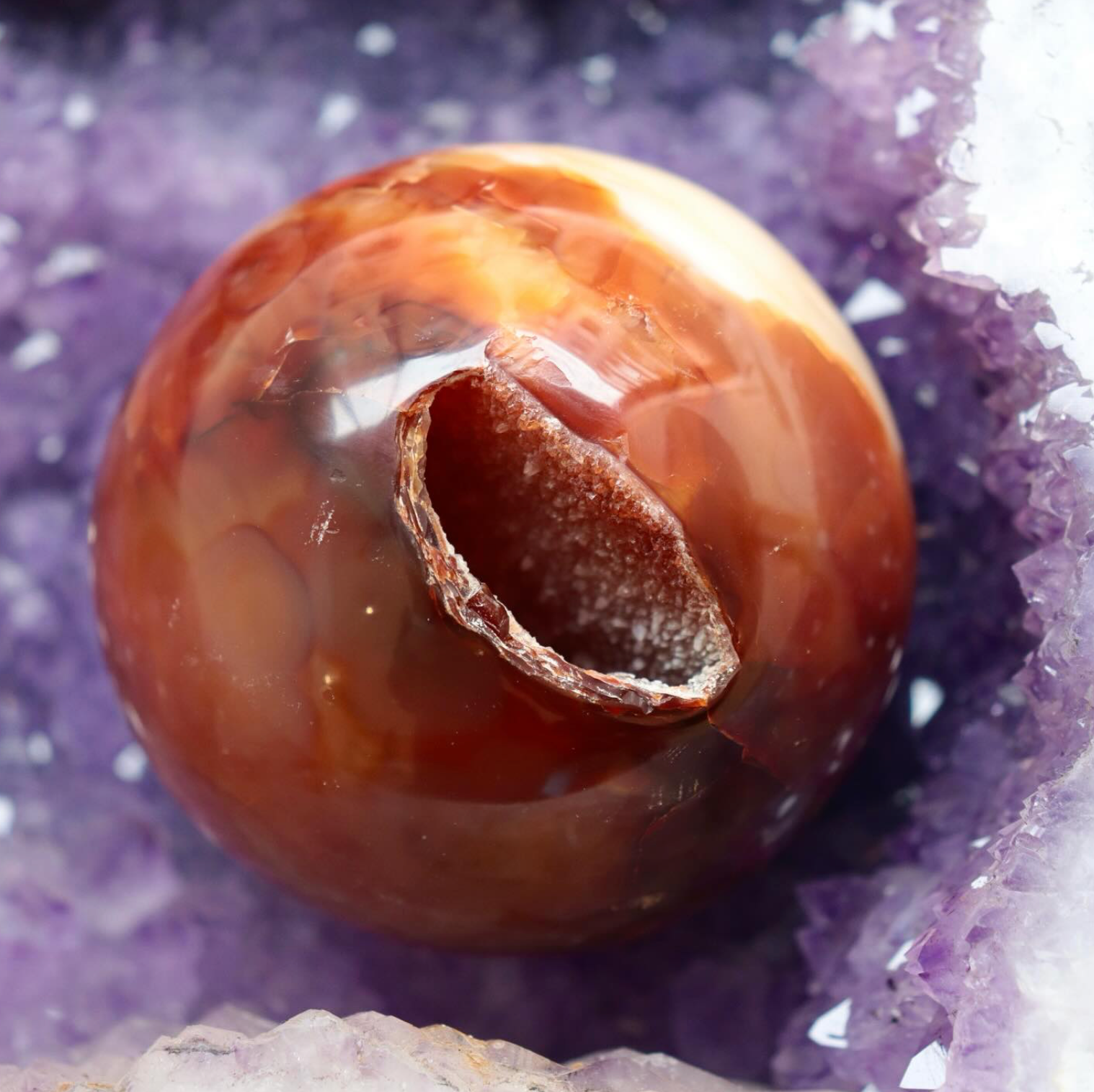 Sphère de Cornaline l SOLYA l Cristaux & Minéraux