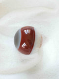 Sphere en Agate - Pierre pour le courage & la chance - SOLYA - Bijoux, Cristaux et mineraux en Belgique - Boutique de pierres naturelles et ethiques
