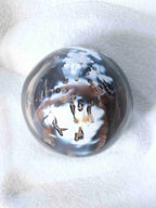 Sphère en Agate orque naturelle de Madagascar pour rétablir l'harmonie, quartz microcristallin aux motifs noir et blanc façonné à la main – SOLYA, boutique de cristaux en Belgique