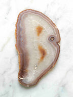 Tranche Agate - Pierre pour le courage & la chance - SOLYA - Bijoux, Cristaux et mineraux en Belgique - Boutique de pierres naturelles et ethiques